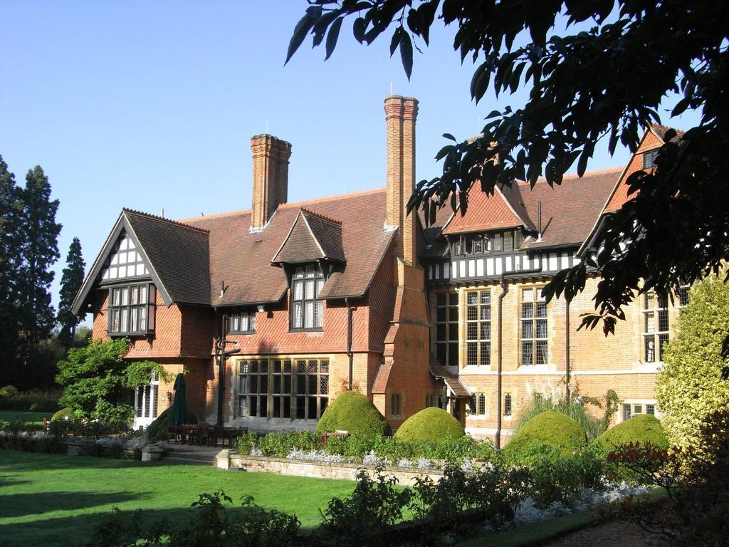 Best Western Plus Grim'S Dyke Hotel Harrow Esterno foto